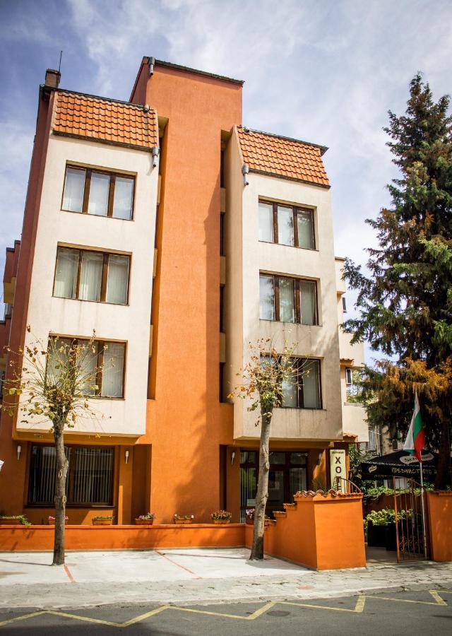 Family Hotel Saint Iliya Бургас Экстерьер фото