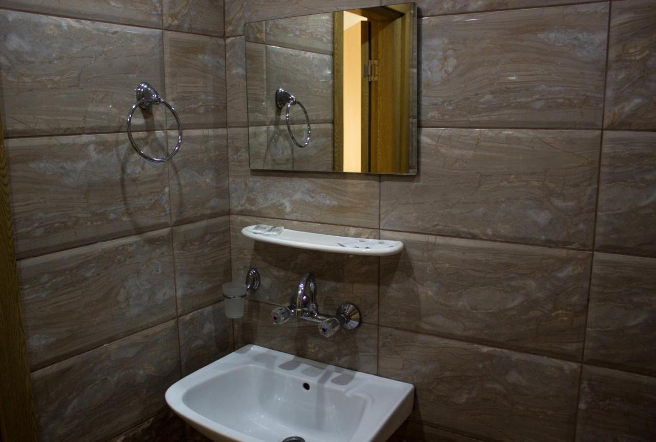Family Hotel Saint Iliya Бургас Экстерьер фото